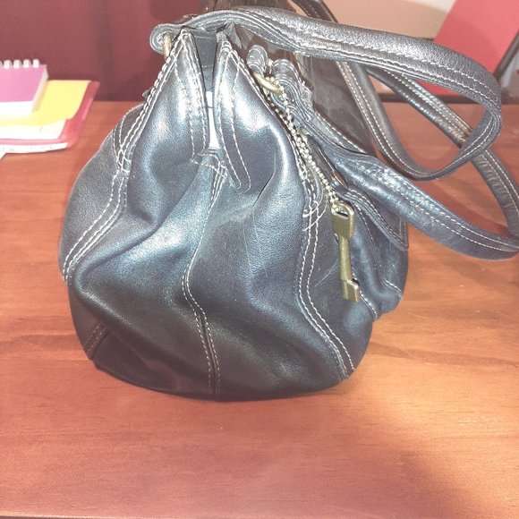 Black Leather Fossil Satchel Bag - Gently Used - Looks Brand New - Picture 7 of 9